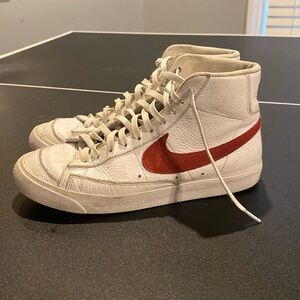 Men’s Nike Blazers size 8.5